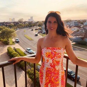 Meet your Posher, Angela